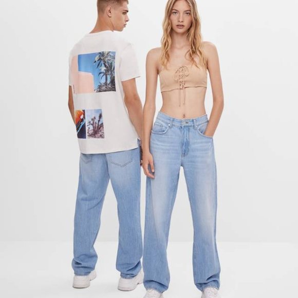 NWT BERSHKA DENIM Women 90s Straight Baggy Fit Jeans in Light Blue Waist 29" - Picture 1 of 10